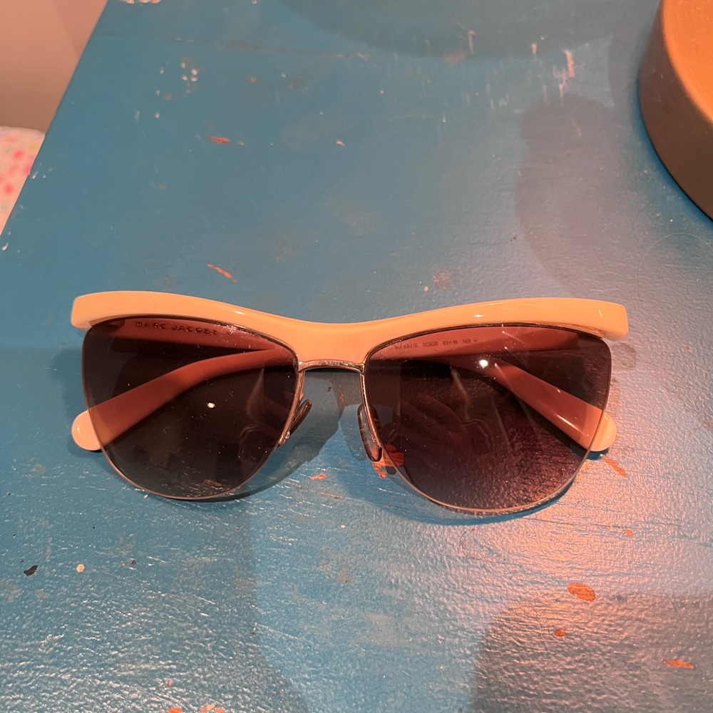 Marc Jacobs sunglasses